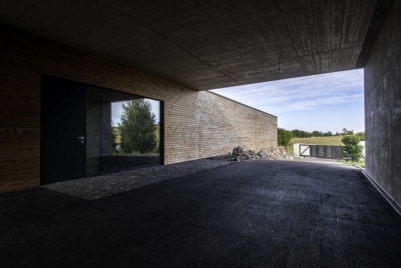 Architektúra / Dom na lazoch - foto