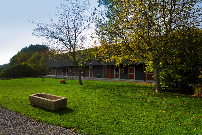 Architektúra / Stajňa pre kone - foto